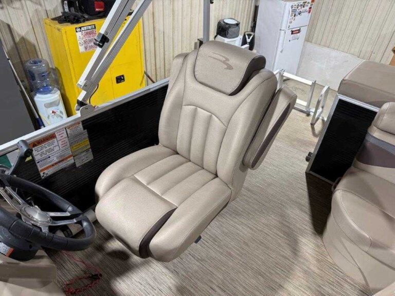 2022 Bennington 18SL US-ETWL5715I122 [photo 19]